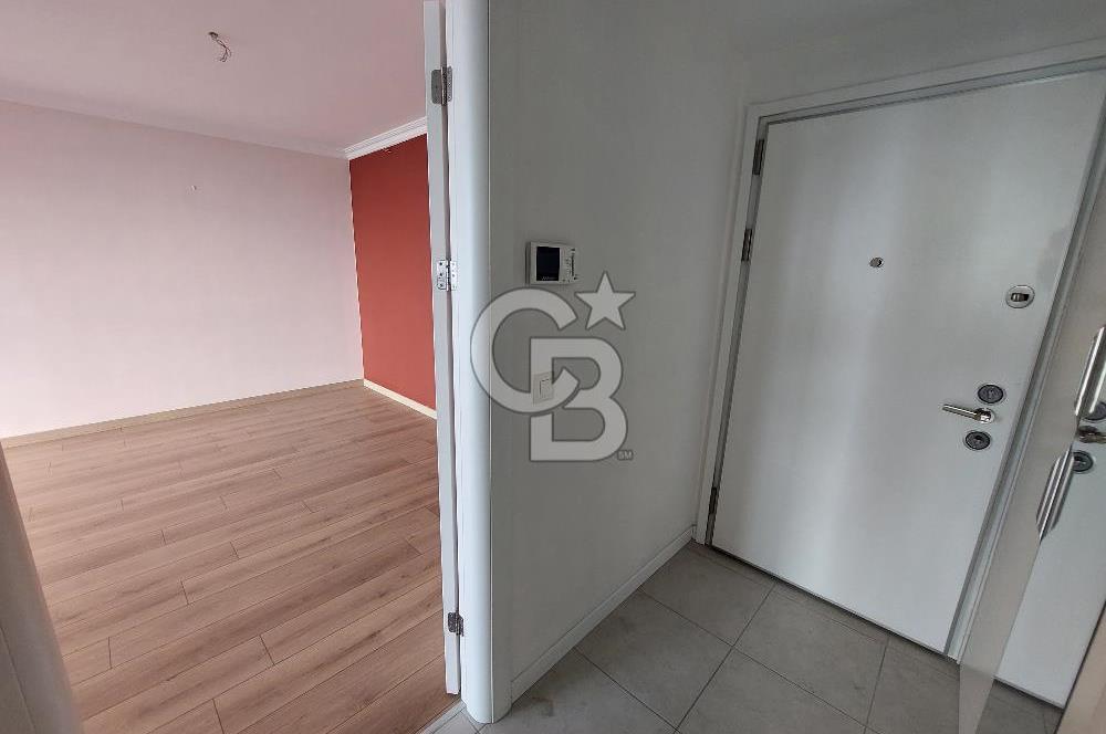 Pendik Portre Sahil boş deniz manzaralı satılık 3+1 daire