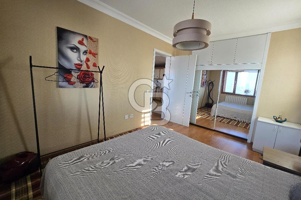 Dikmen Caddesi Stüdyo Evleri’nde Muhteşem Ankara Manzaralı Eşyalı 1+1 Daire