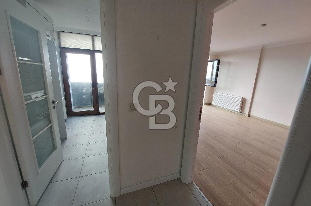 Pendik Portre Sahil boş deniz manzaralı satılık 3+1 daire