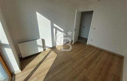 Pendik Portre Sahil boş deniz manzaralı satılık 3+1 daire