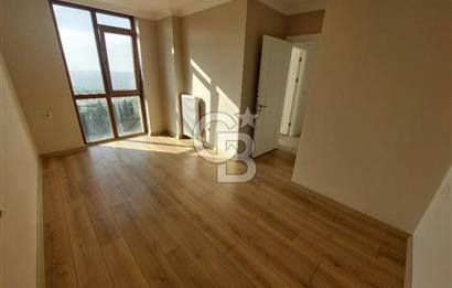 Pendik Portre Sahil boş deniz manzaralı satılık 3+1 daire