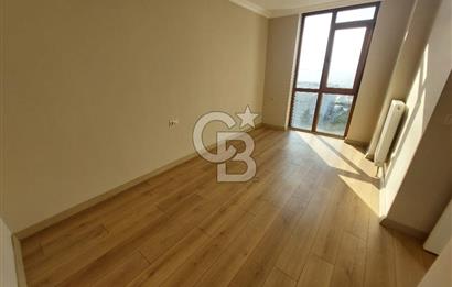 Pendik Portre Sahil boş deniz manzaralı satılık 3+1 daire