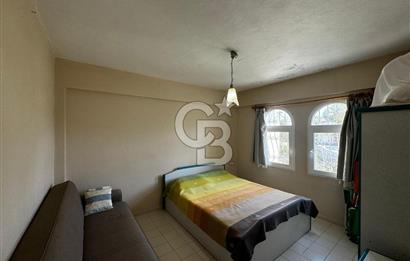 Havuzlu Site İçerisinde 3+1 Verandalı Bahçeli Villa