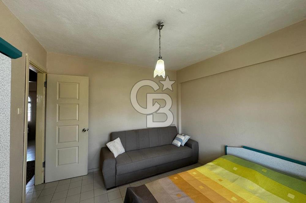 Havuzlu Site İçerisinde 3+1 Verandalı Bahçeli Villa