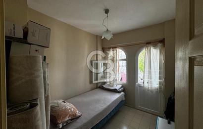 Havuzlu Site İçerisinde 3+1 Verandalı Bahçeli Villa