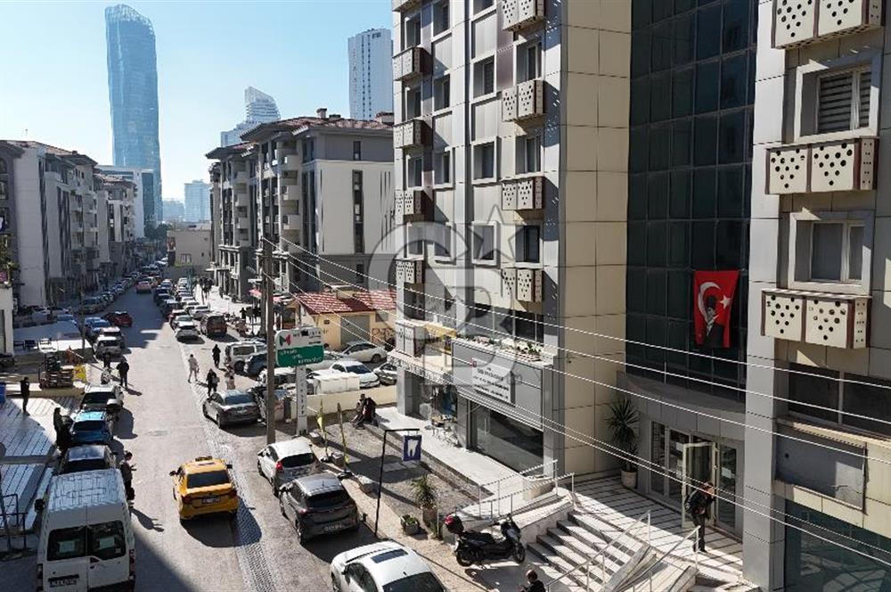 BAYRAKLI ADALET MAH. DE DUBLES SATILIK DÜKKAN 