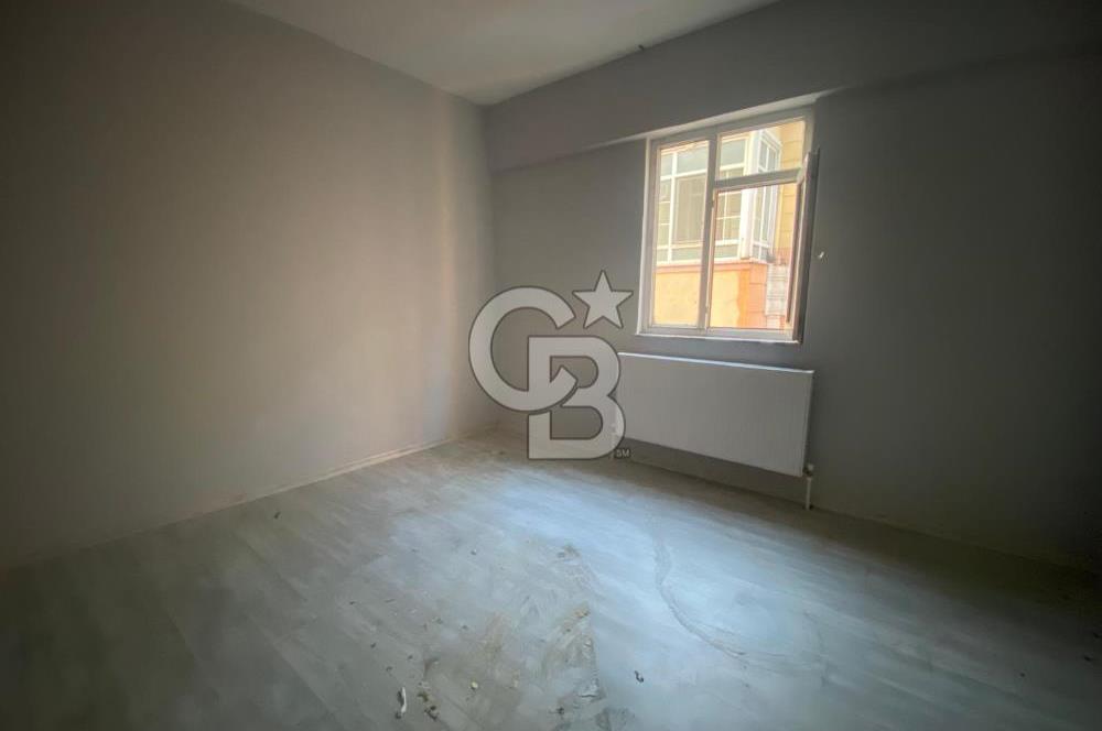 HENDEK ÇARŞI MERKEZİNDE 4+1 KİRALIK İŞ YERİ & OFİS