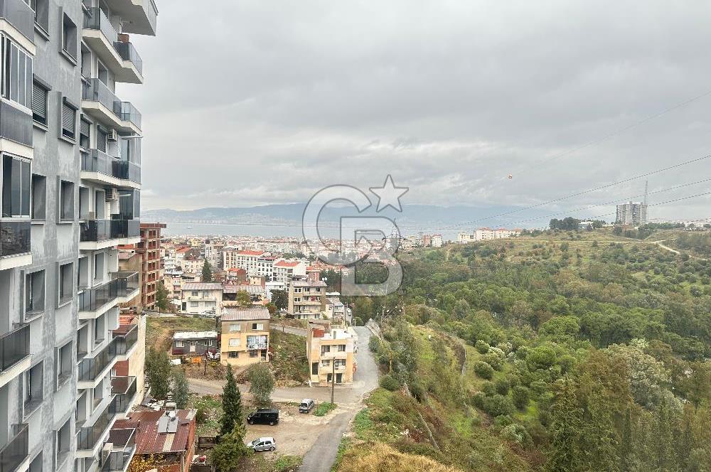 POLİGON'DA DENİZ VE DOĞA MANZARALI BARIŞ SİTESİN'DE SATILIK 2+1