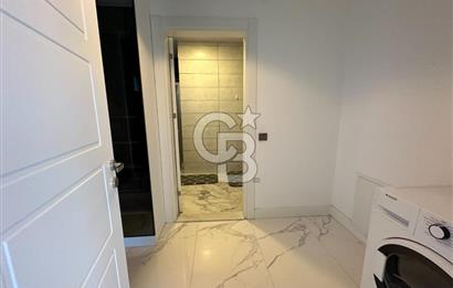 Urla İçmeler'de Denize Nazır Müstakil Havuzlu Satılık Taş Villa
