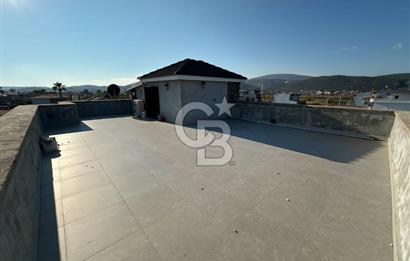 Urla İçmeler'de Denize Nazır Müstakil Havuzlu Satılık Taş Villa