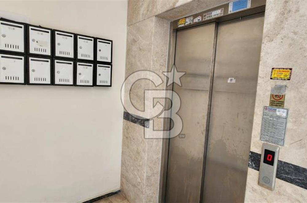 SEYREK DE ÜNİVERSİTE YAKINI SATILIK GENİŞ 2+1 DAİRE