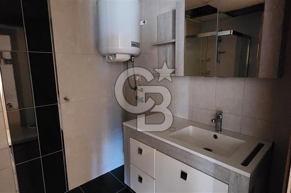 SEYREK DE ÜNİVERSİTE YAKINI SATILIK GENİŞ 2+1 DAİRE