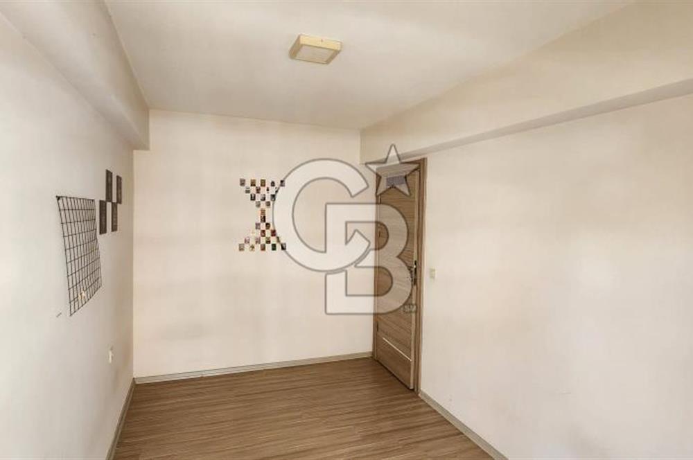 SEYREK DE ÜNİVERSİTE YAKINI SATILIK GENİŞ 2+1 DAİRE