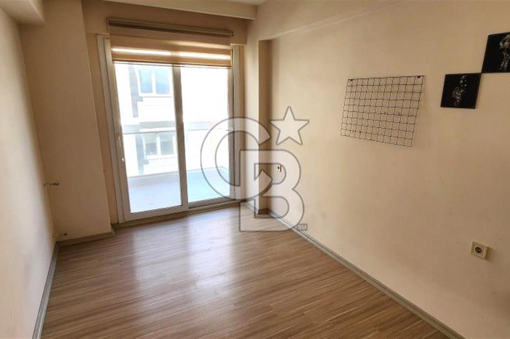 SEYREK DE ÜNİVERSİTE YAKINI SATILIK GENİŞ 2+1 DAİRE
