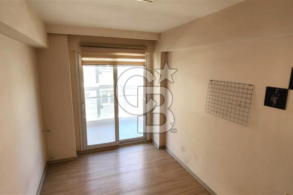 SEYREK DE ÜNİVERSİTE YAKINI SATILIK GENİŞ 2+1 DAİRE