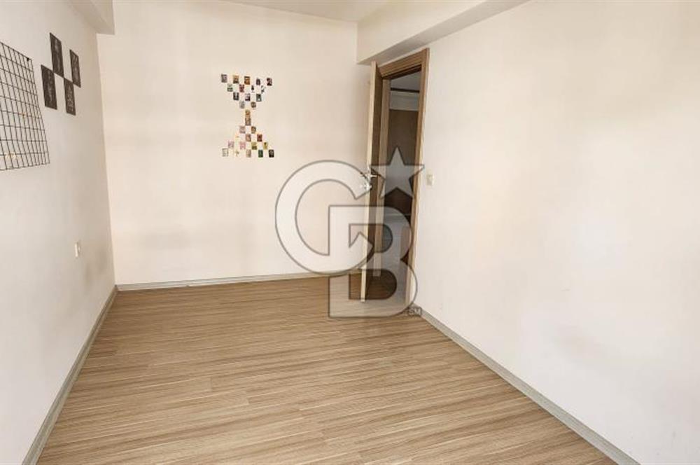 SEYREK DE ÜNİVERSİTE YAKINI SATILIK GENİŞ 2+1 DAİRE