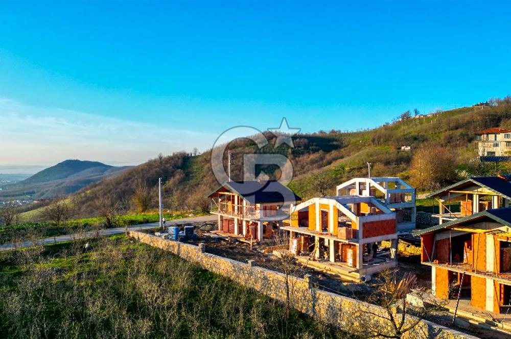 Sakarya Akyazı Şerefiye Köyü Satılık Villa