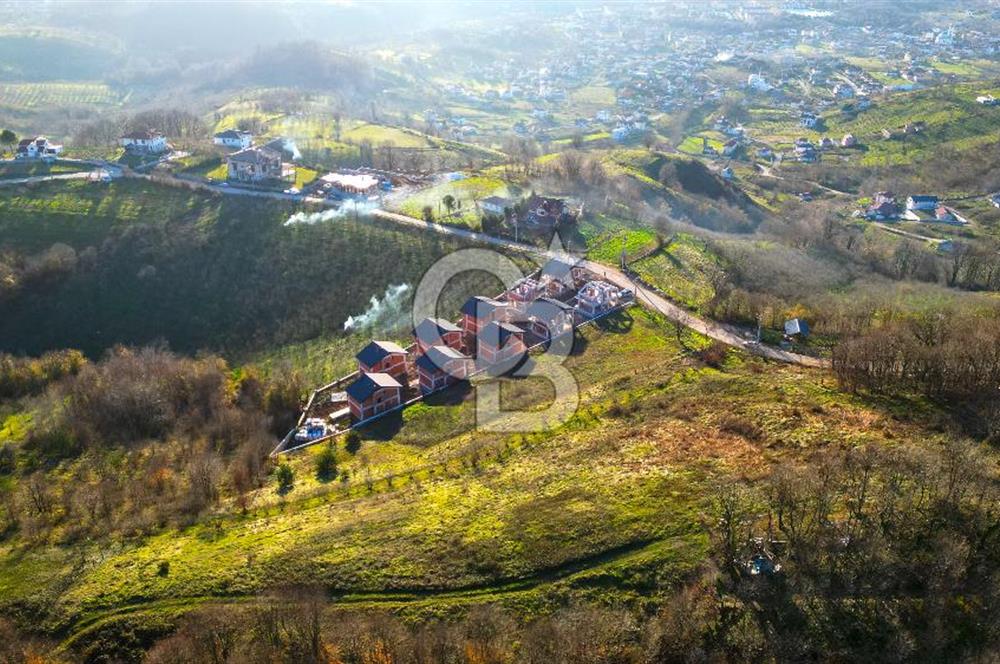 Sakarya Akyazı Şerefiye Köyü Satılık Villa