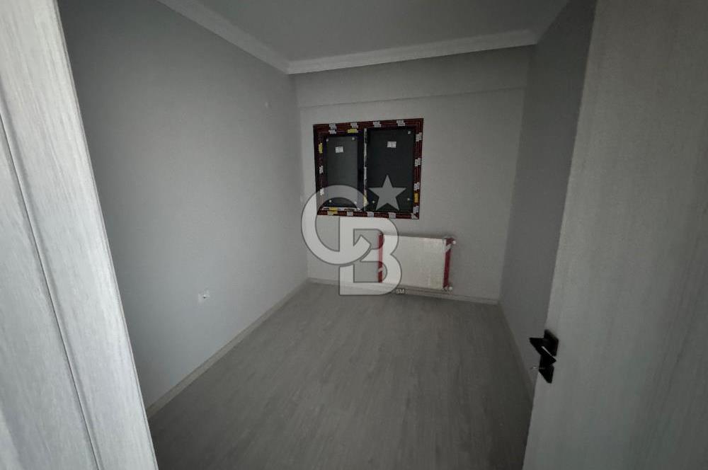 Hem İş Hem Yaşam Alanı: Dubleks Dükkan + 3 Katlı Satılık Bina