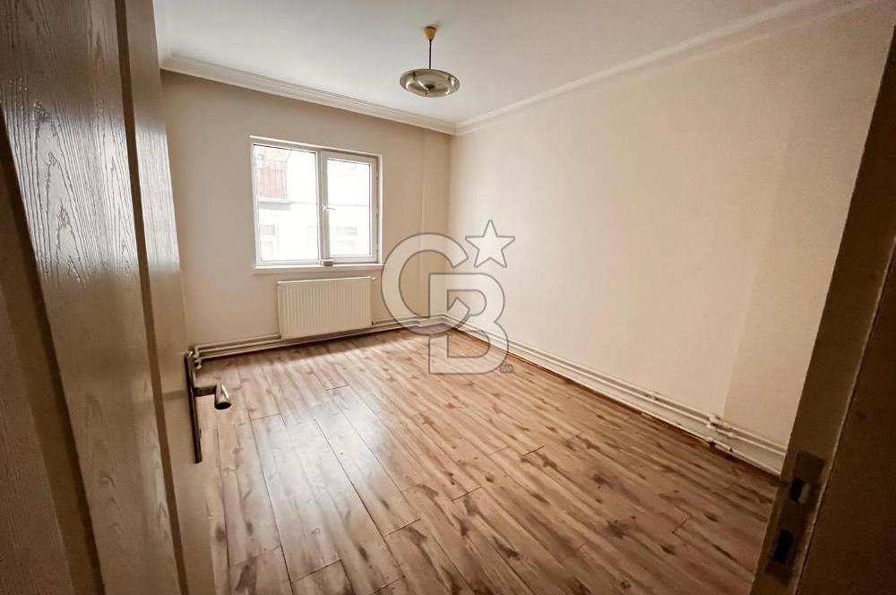 BAĞLARBAŞI CADDESİ'NDE 3+1 KİRALIK DAİRE