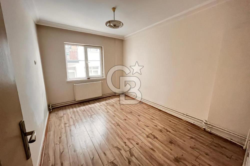 BAĞLARBAŞI CADDESİ'NDE 3+1 KİRALIK DAİRE