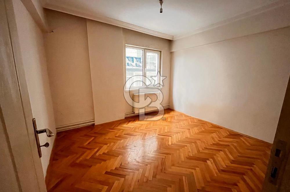 BAĞLARBAŞI CADDESİ'NDE 3+1 KİRALIK DAİRE