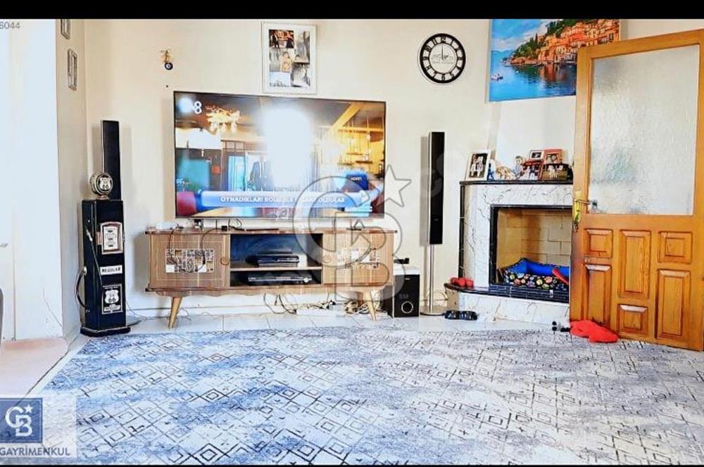 GÜZELBAHÇE YALI MAHALLESİNDE SATILIK FIRSAT DAİRE