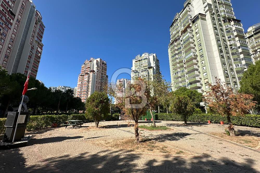 Mavişehir Kuğu Satılık 4+1 Daire Deniz Manzaralı