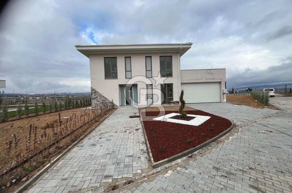 CB VİZYONDAN MORA MANZARA EVLERİNDEN SATILIK VİLLA