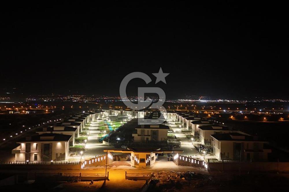 CB VİZYONDAN MORA MANZARA EVLERİNDEN SATILIK VİLLA