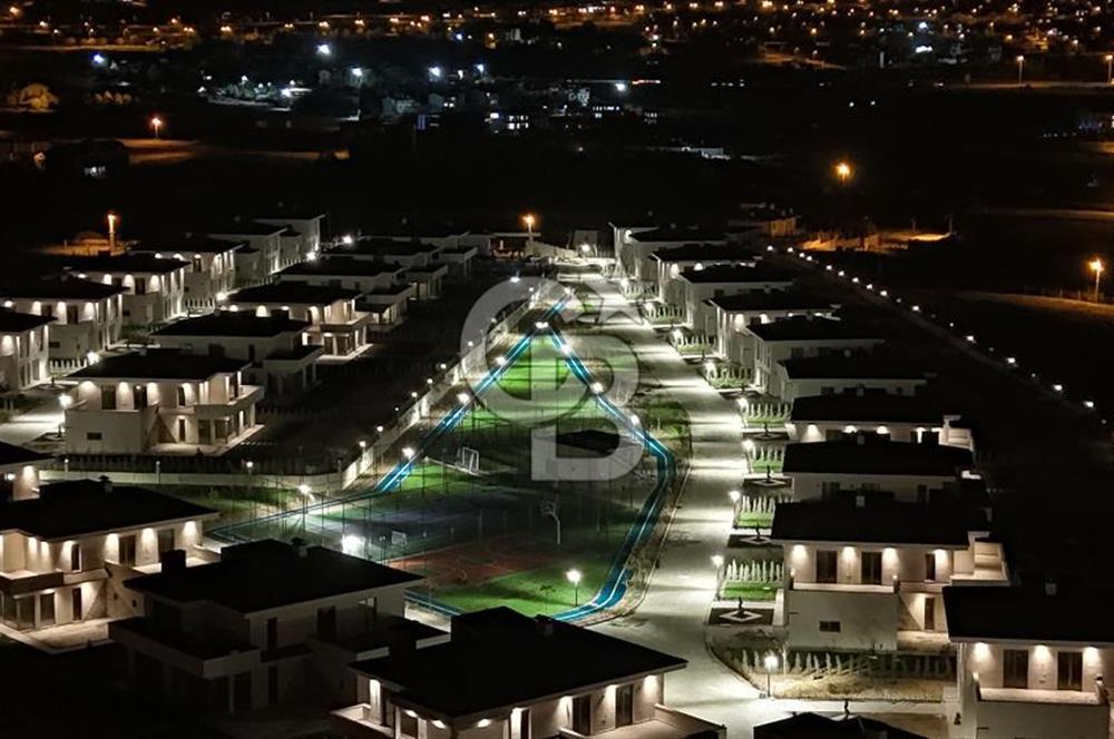 CB VİZYONDAN MORA MANZARA EVLERİNDEN SATILIK VİLLA