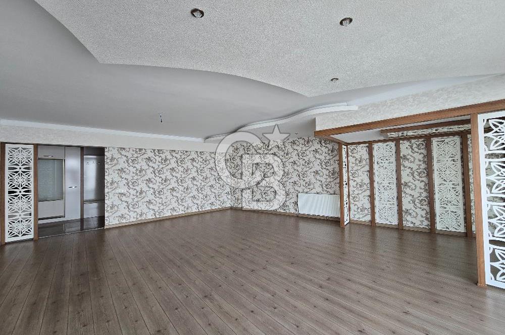 BAĞLICA'DA SİTE İÇİNDE 5+1 NET 235 m2 LÜKS KİRALIK DAİRE