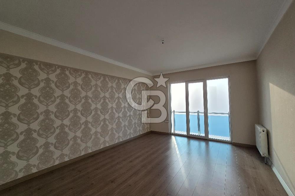 BAĞLICA'DA SİTE İÇİNDE 5+1 NET 235 m2 LÜKS KİRALIK DAİRE