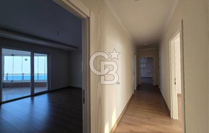 BAĞLICA'DA SİTE İÇİNDE 5+1 NET 235 m2 LÜKS KİRALIK DAİRE