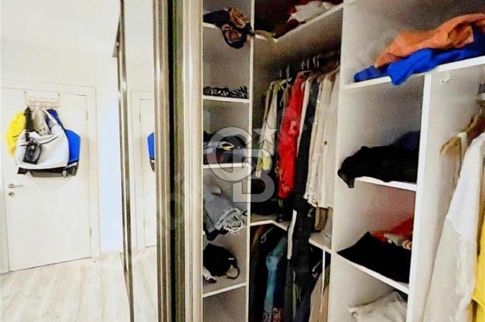 KARŞIYAKA DENİZE YÜRÜME MESAFESİNDE SATILIK DAİRE