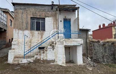 BÜNYAN KARAKAYA'DA 22 KAPALI ODASI BULUNAN KÖY EVİ