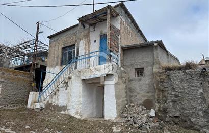 BÜNYAN KARAKAYA'DA 22 KAPALI ODASI BULUNAN KÖY EVİ