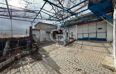 BÜNYAN KARAKAYA'DA 22 KAPALI ODASI BULUNAN KÖY EVİ