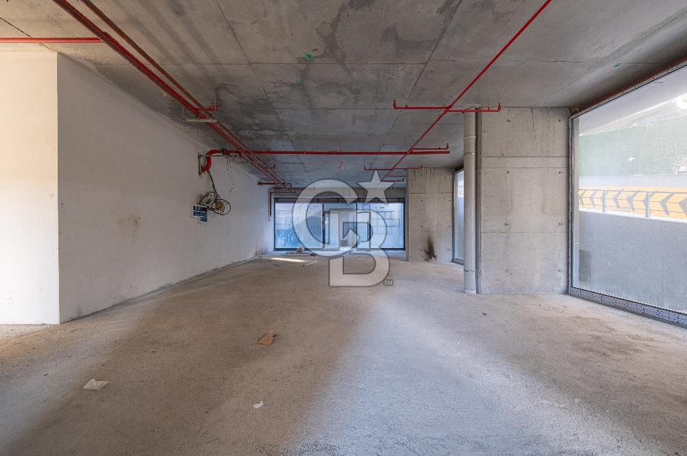 Ümraniye Seba Hayat Sitesi 152m² Satılık Dükkan
