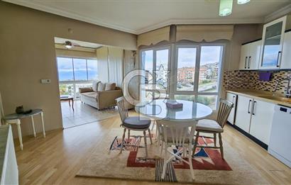Kuşadası Ege Mahallesinde Havuzlu Sitede Deniz Manzaralı 4+1 Bakımlı Daire