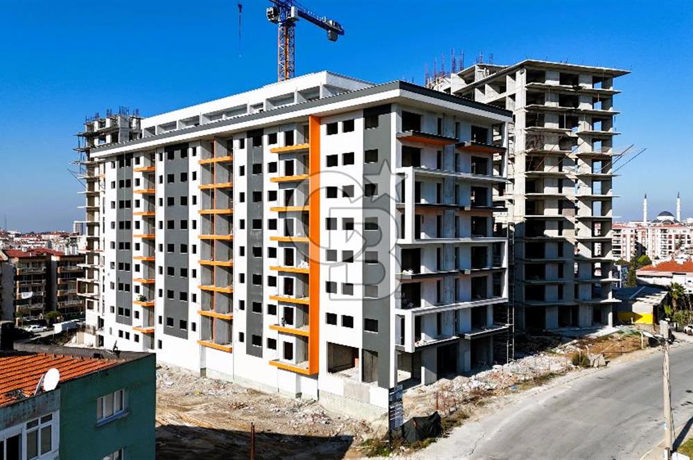 İZMİR KARABAĞLAR VATAN MAH. NUS ARTE SİTESİNDE SATILIK 2+1 DAİRE