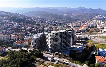İZMİR KARABAĞLAR VATAN MAH. NUS ARTE SİTESİNDE SATILIK 2+1 DAİRE