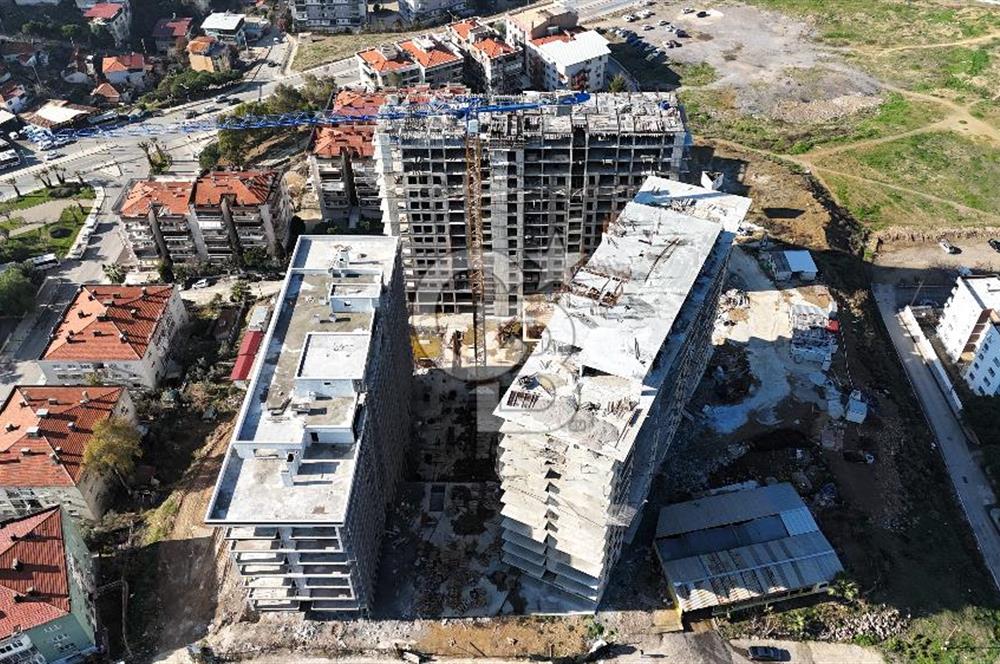 İZMİR KARABAĞLAR VATAN MAH. NUS ARTE SİTESİNDE SATILIK 2+1 DAİRE
