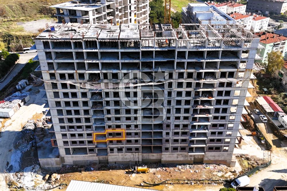 İZMİR KARABAĞLAR VATAN MAH. NUS ARTE SİTESİNDE SATILIK 2+1 DAİRE