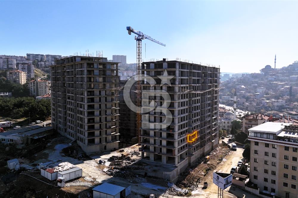İZMİR KARABAĞLAR VATAN MAH. NUS ARTE SİTESİNDE SATILIK 2+1 DAİRE