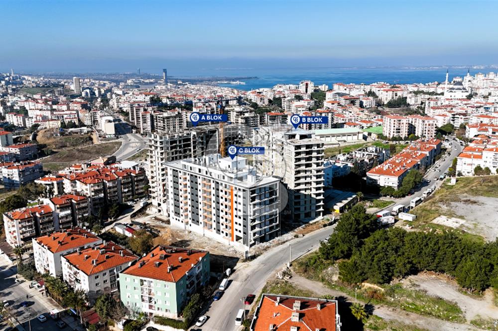 İZMİR KARABAĞLAR VATAN MAH. NUS ARTE SİTESİNDE SATILIK 2+1 DAİRE