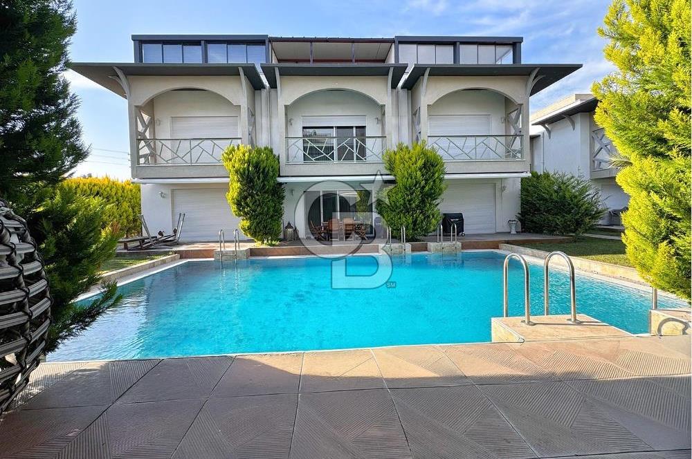 Çanakkale Dardanos Çeşmi Bülbül Sitesinde 3+1 Satılık Villa