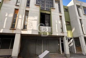 İZMİR BORNOVA MTK SİTESİNDE SATILIK 400M2 4 KATLI ATÖLYE