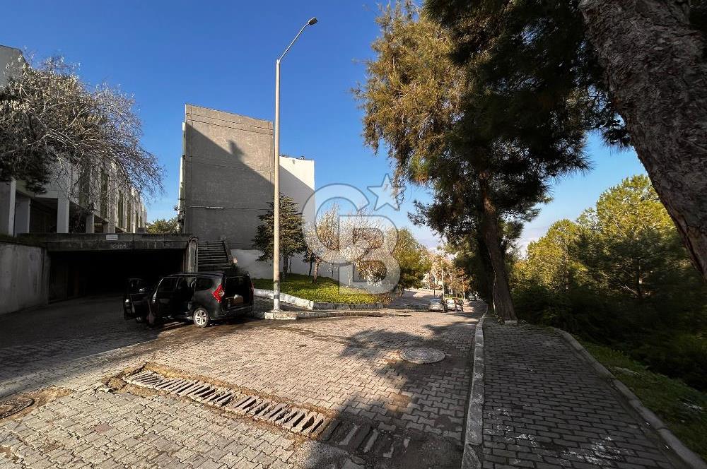 İZMİR BORNOVA MTK SİTESİNDE SATILIK 400M2 4 KATLI ATÖLYE