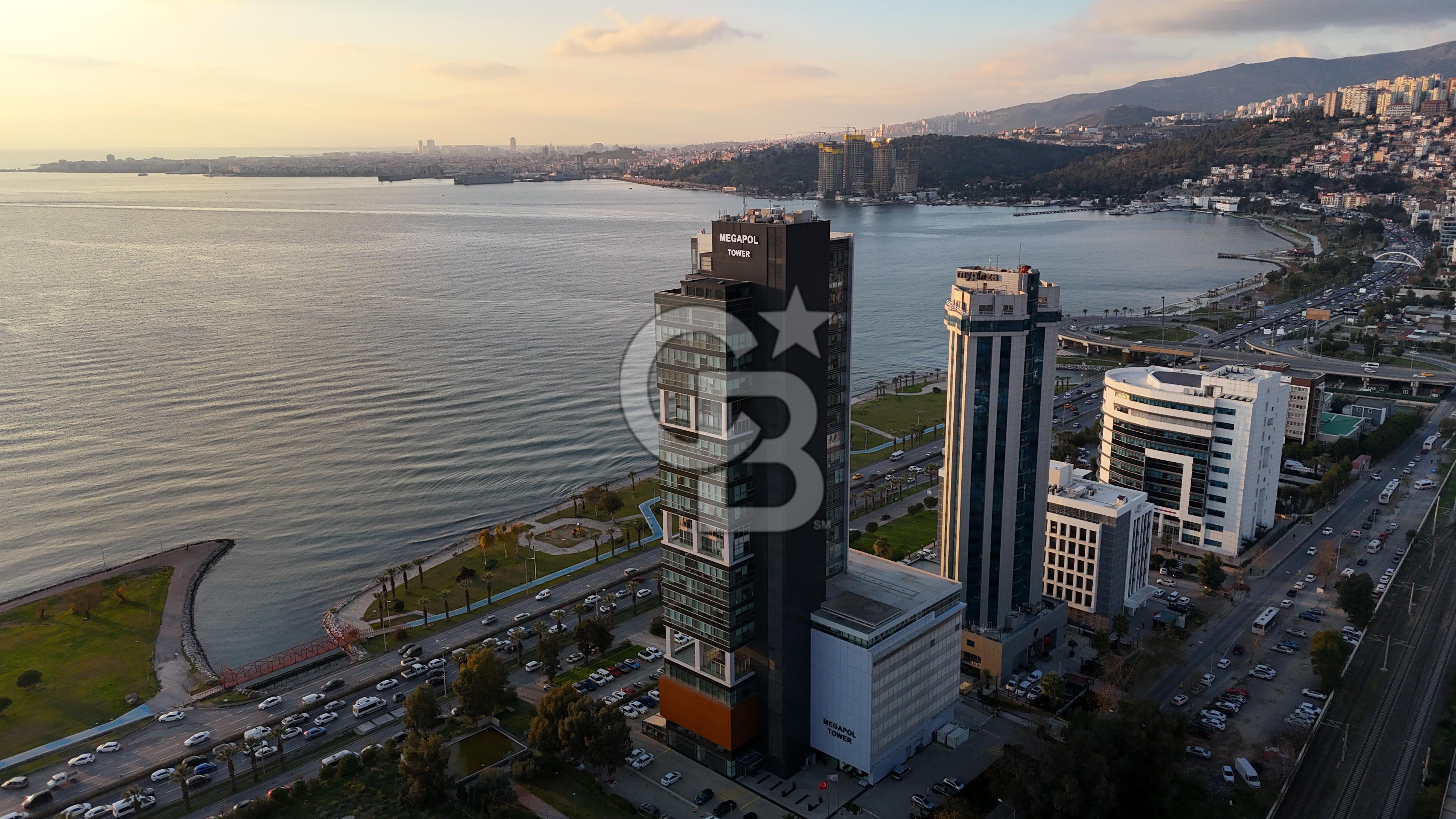 İzmir Megapol Tower da mobilyalı SATILIK TAM KAT OFİS